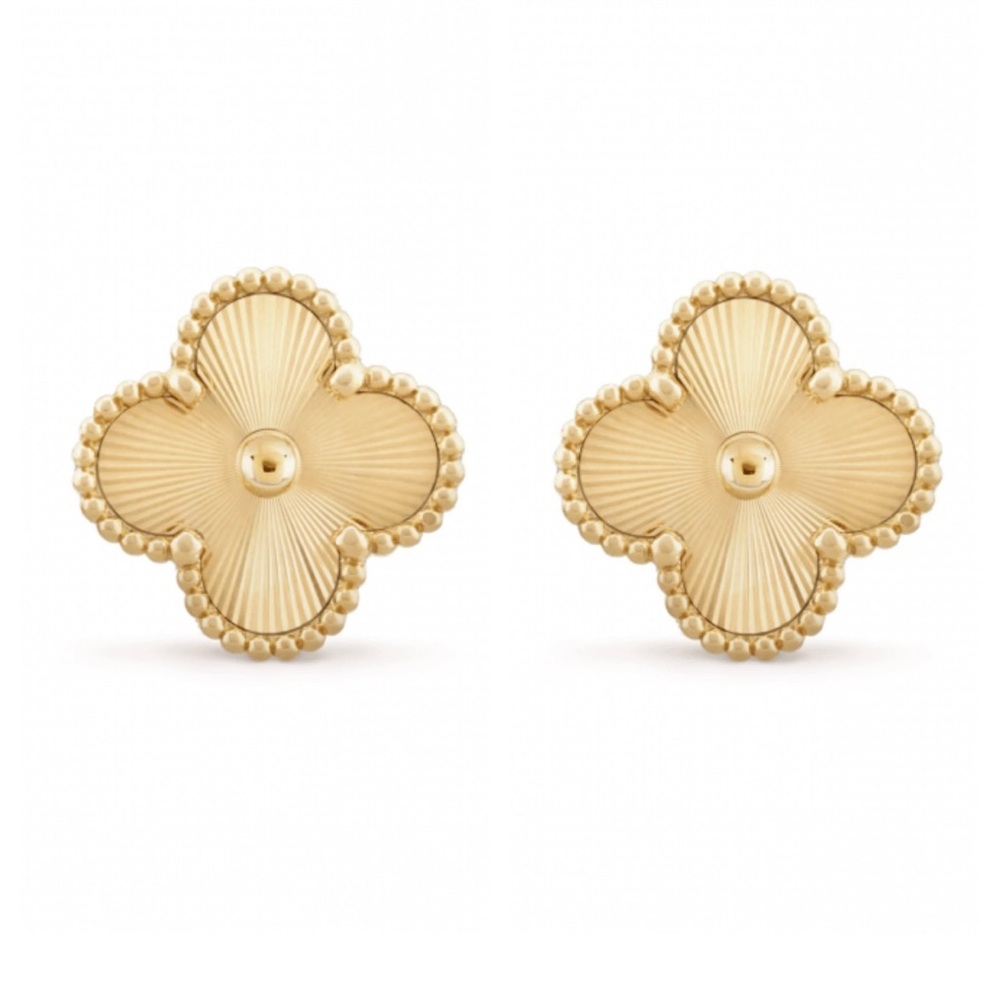14k Italian Gold Fluted Clover Stud Earrings Solid Gold Clover Studs